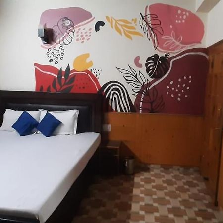 Throttle Shrottle Moto Hostel Manāli Εξωτερικό φωτογραφία
