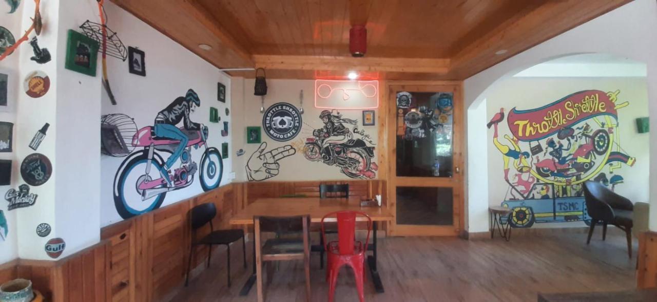 Throttle Shrottle Moto Hostel Manāli Εξωτερικό φωτογραφία