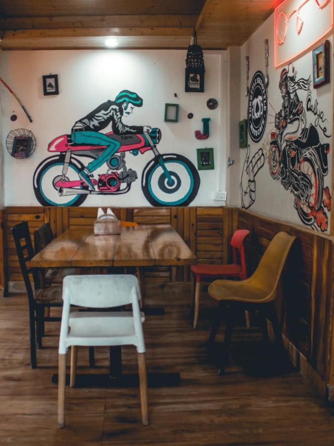 Throttle Shrottle Moto Hostel Manāli Εξωτερικό φωτογραφία