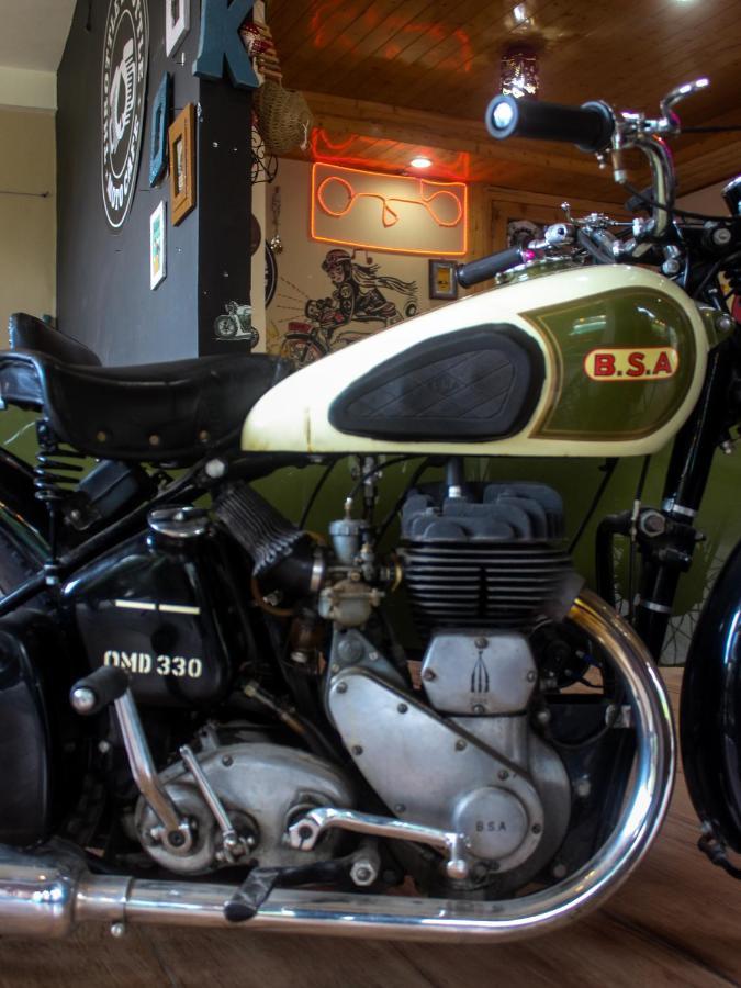Throttle Shrottle Moto Hostel Manāli Εξωτερικό φωτογραφία