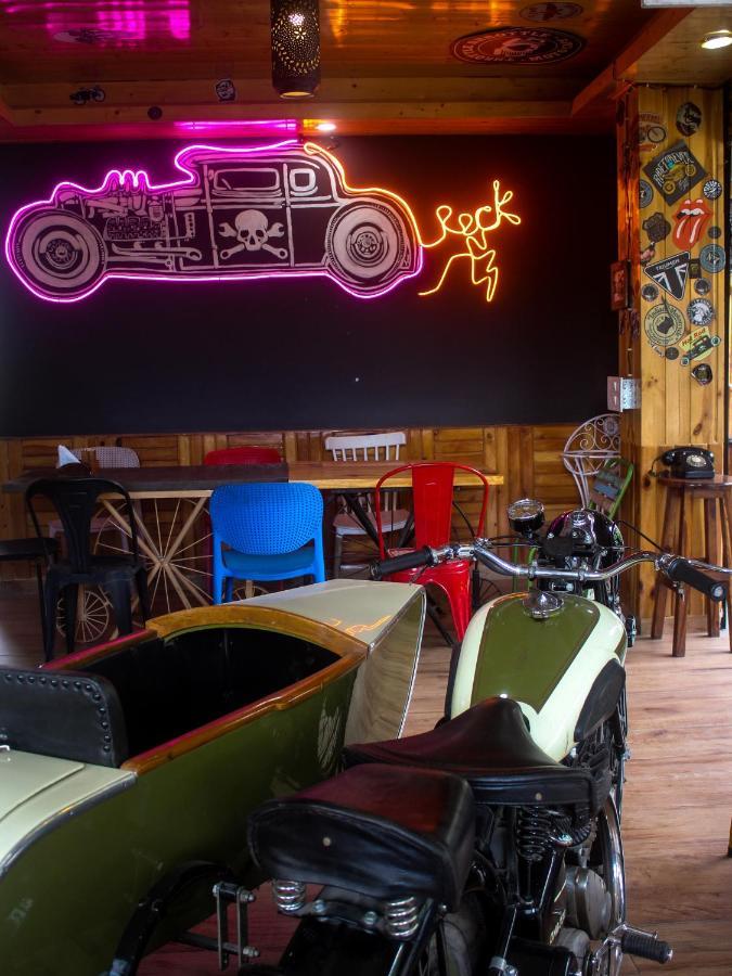 Throttle Shrottle Moto Hostel Manāli Εξωτερικό φωτογραφία